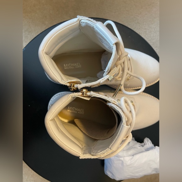 Michael Kors Trudy Boots - Picture 6 of 8